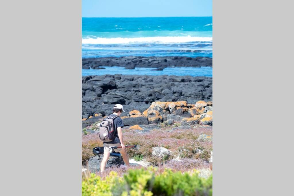 Dunes - Elegant Beach Villa With Huge Heated Swim Spa Port Fairy Exterior foto