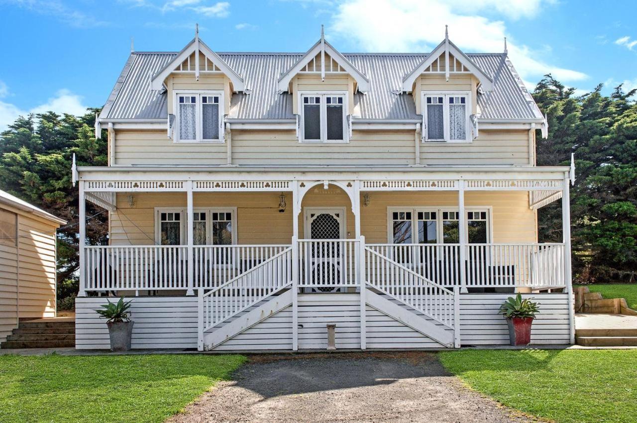 Dunes - Elegant Beach Villa With Huge Heated Swim Spa Port Fairy Exterior foto
