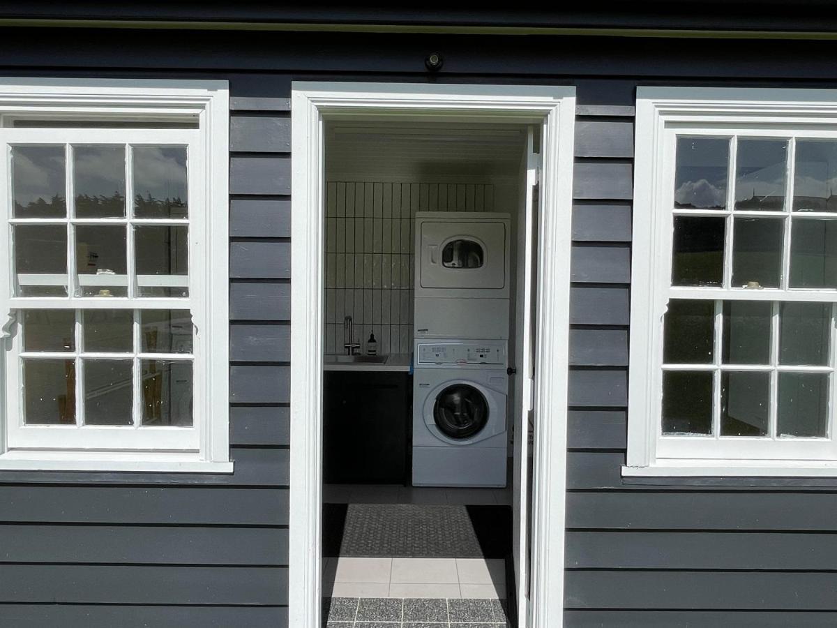 Dunes - Elegant Beach Villa With Huge Heated Swim Spa Port Fairy Exterior foto